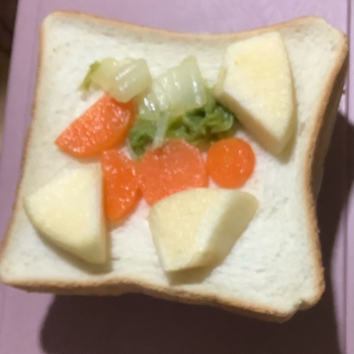 ☆人参白菜りんごオープンサンド☆